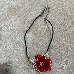 Choker length enameled flower necklace